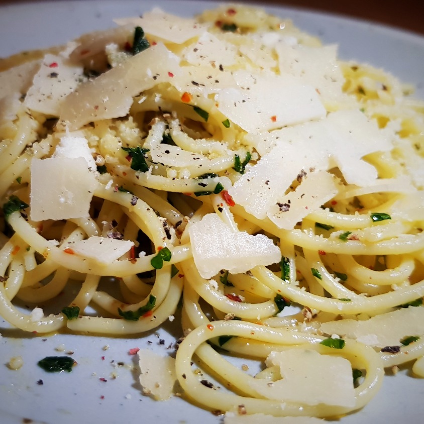 Spaghetti aglio e olio - Rezept-Buch