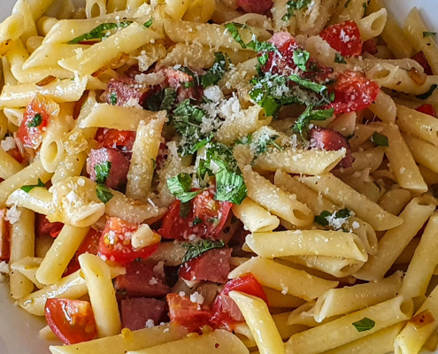 Knoblauch-Penne mit Tomaten - Dein Rezept bei Rezept-Buch.de